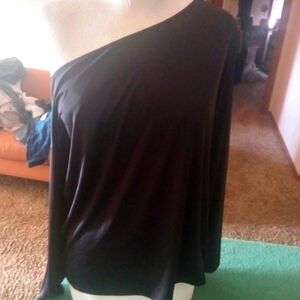 Elegant Express Black Women's Top Size Medium NWOT